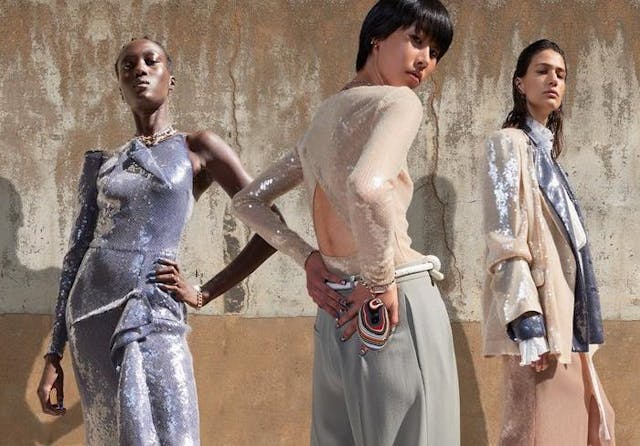 /the-upcoming-market-of-customizable-fashion-for-21st-century-shoppers-yth35qr feature image