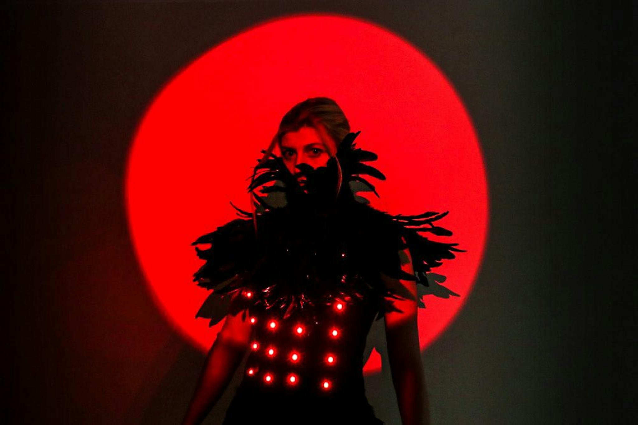 featured image - The Matrix Collection Lets You Alter Garment Designs with the Touch of a Smartphone