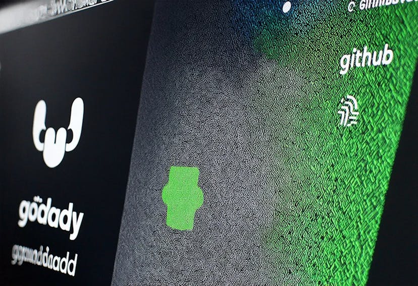 /how-to-set-up-godaddy-domain-with-github-pages-a9300366c7b feature image
