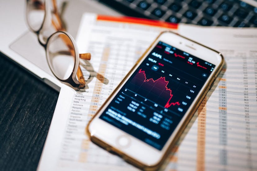 /cryptocurrency-market-suffers-major-losses-over-$70-billion-wiped-off-in-24-hours feature image