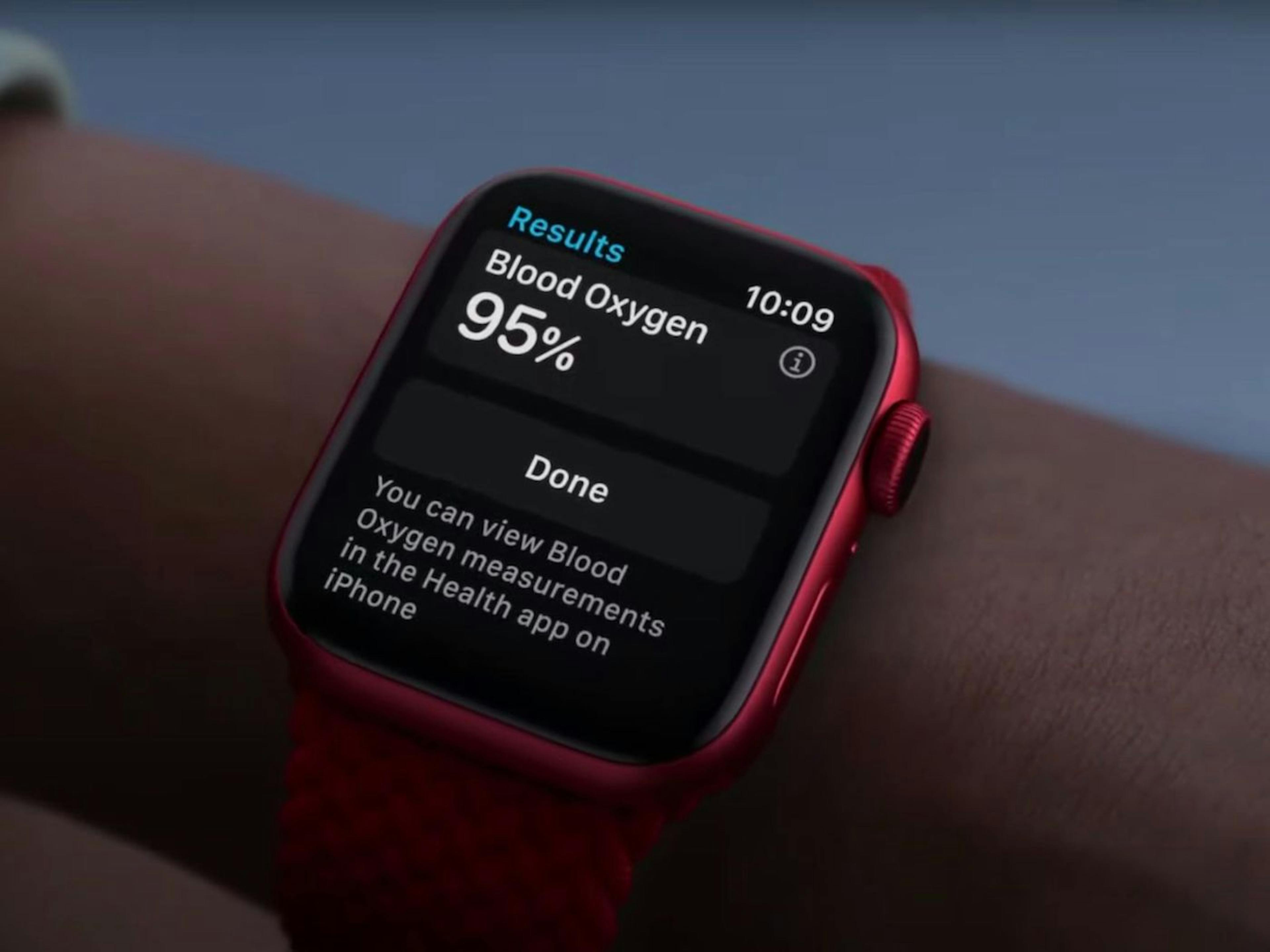 featured image - The Apple Watch’s Blood Oxygen Feature Faces Racial Bias Accusations