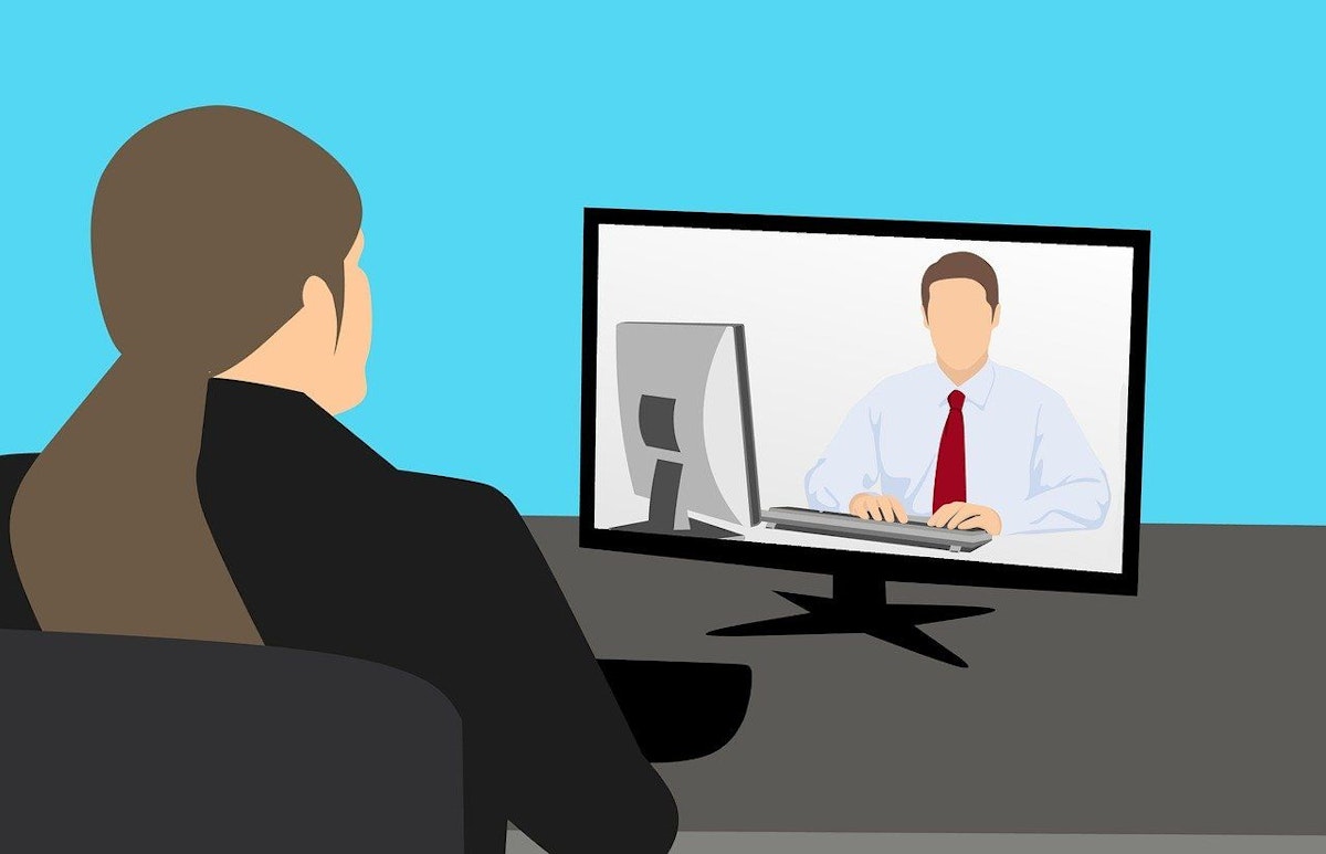 featured image - 5 Tips for Business Leaders To Manage Their Remote Sales Teams Effectively
