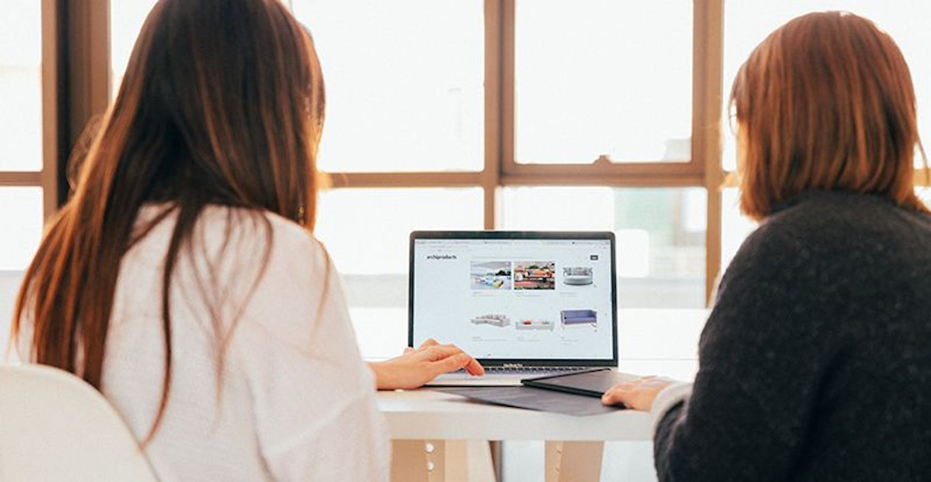 featured image - Using the Magento eCommerce Stage to Grow Your eCommerce Business