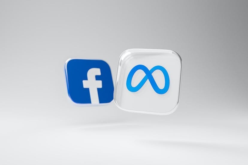 /metas-threads-yet-another-zuckerberg-blunder-in-the-making feature image