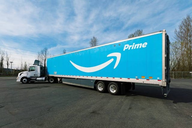 /amazon-says-less-than-16-percent-of-sfps-us-orders-met-the-two-day-shipping-guarantee feature image