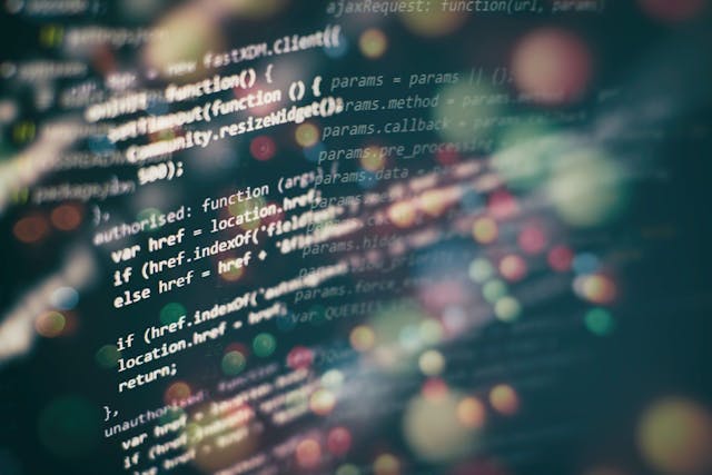/3-ways-to-learn-python-online-tk4d33w4 feature image