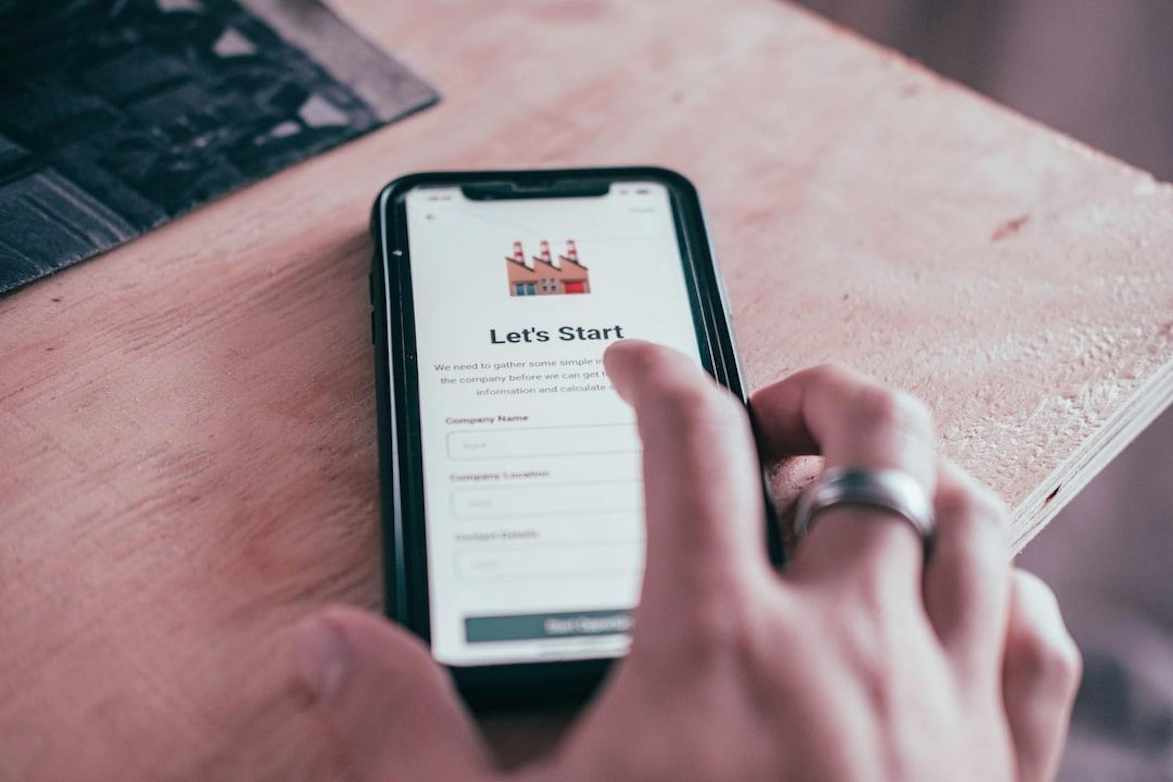 /user-onboarding-trends-in-fintech-lessons-from-top-uk-apps feature image