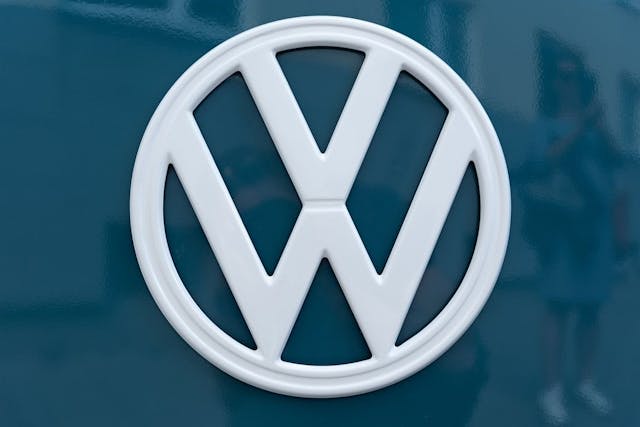 /10-best-wordpress-theme-builder-plugins feature image