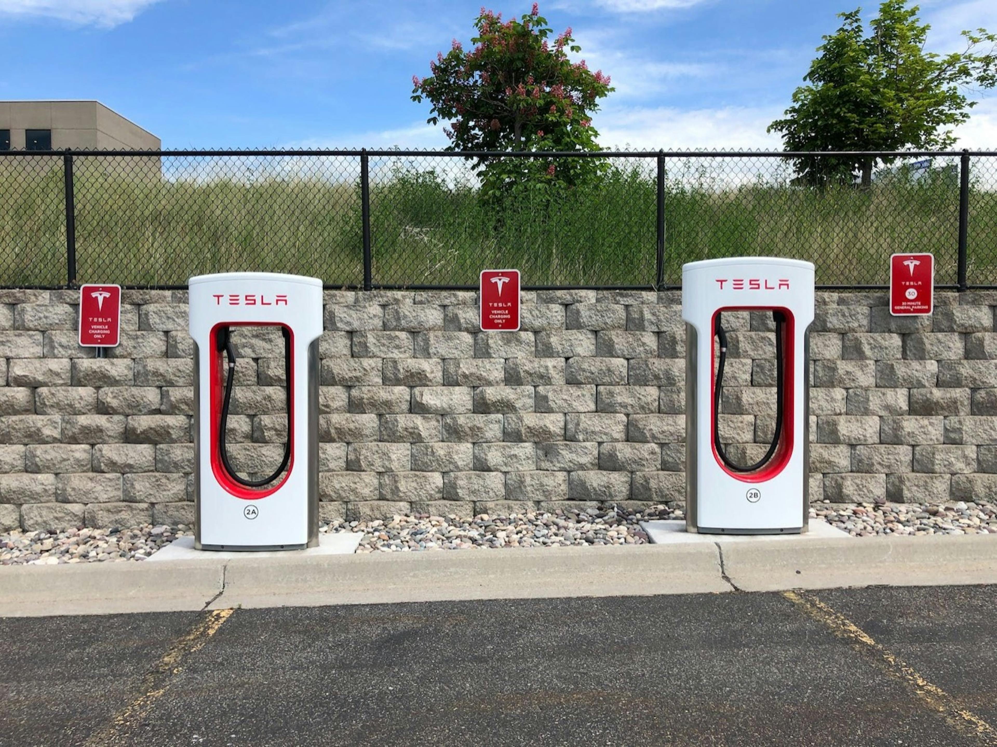 Tesla’s Superchargers Station