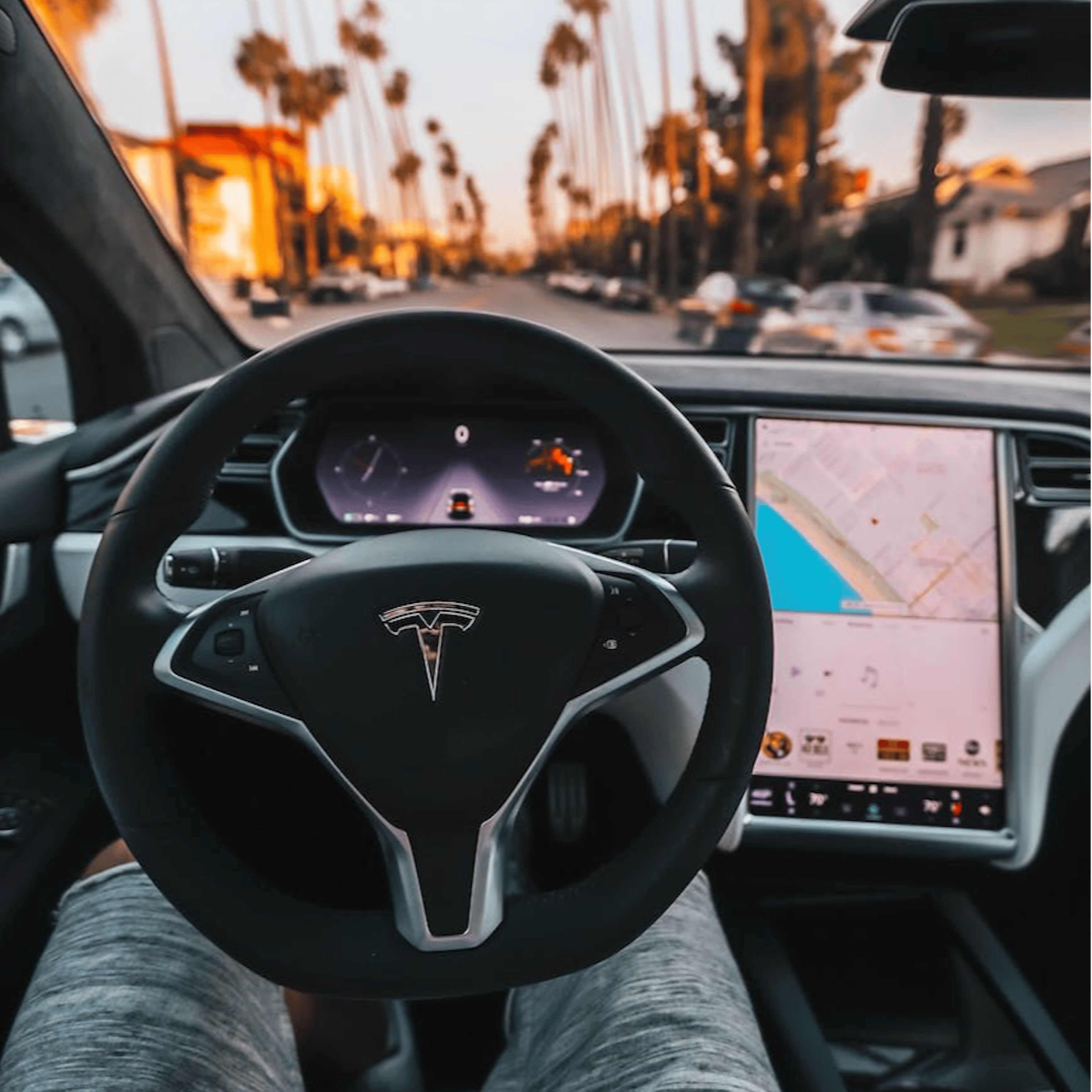 /the-history-of-tesla-and-its-super-electric-vehicles feature image