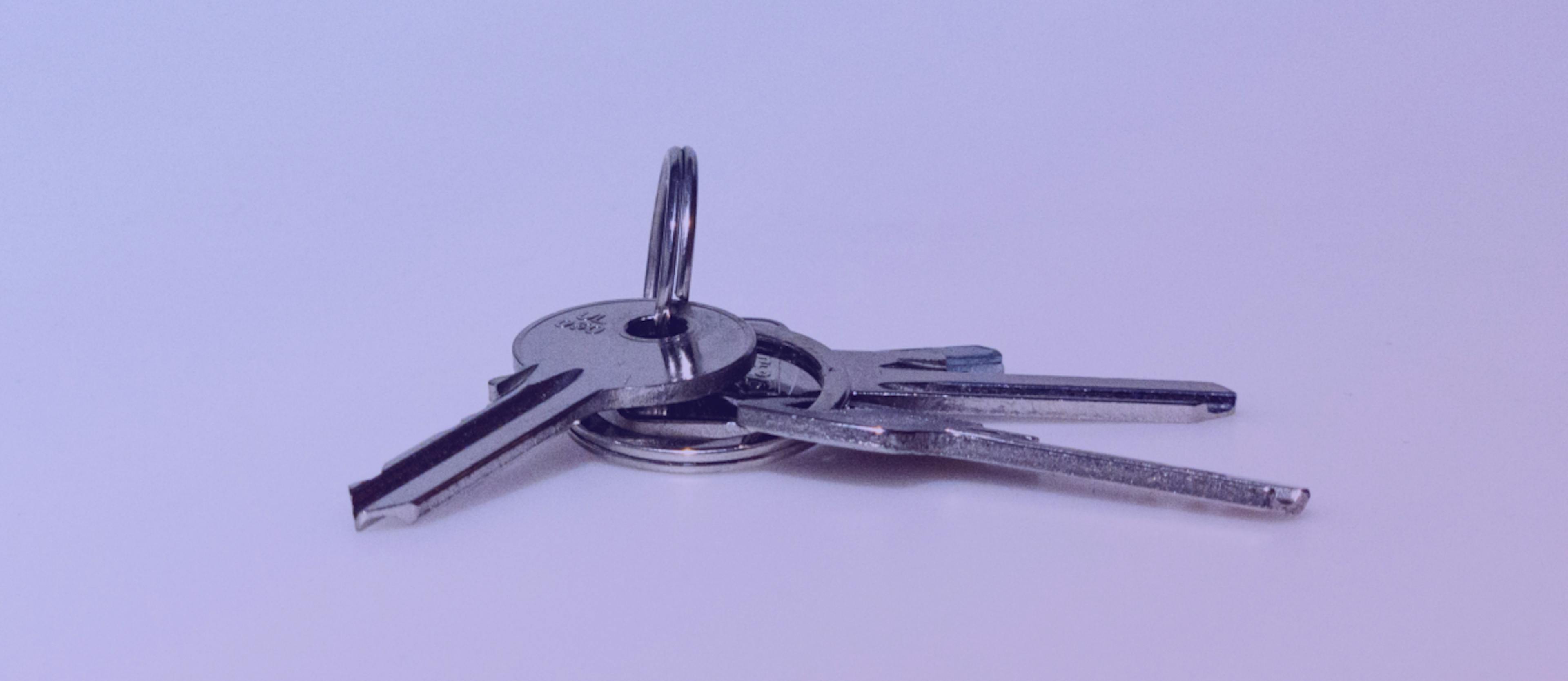 featured image - Using Workload Identity to Handle Keys in Google Kubernetes Engine