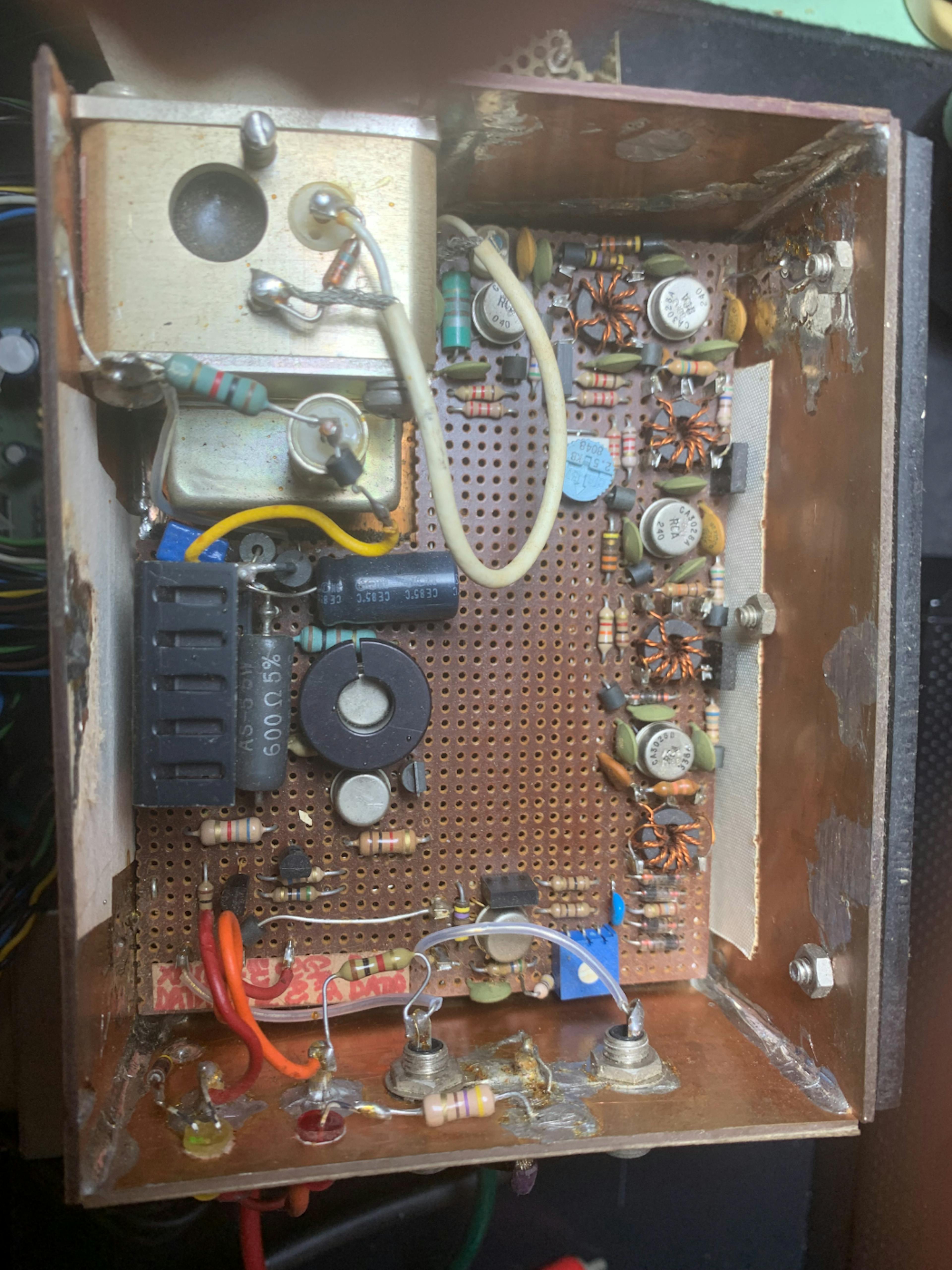 featured image - NoWire, a 1985 Microwave LAN Experiment