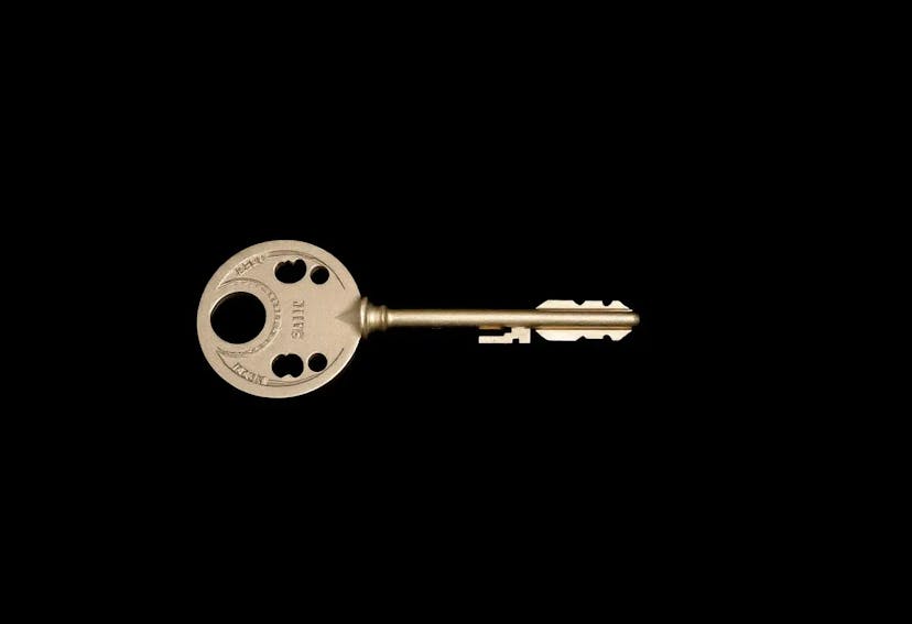 /the-original-authenticator-approach-to-private-key-recovery feature image