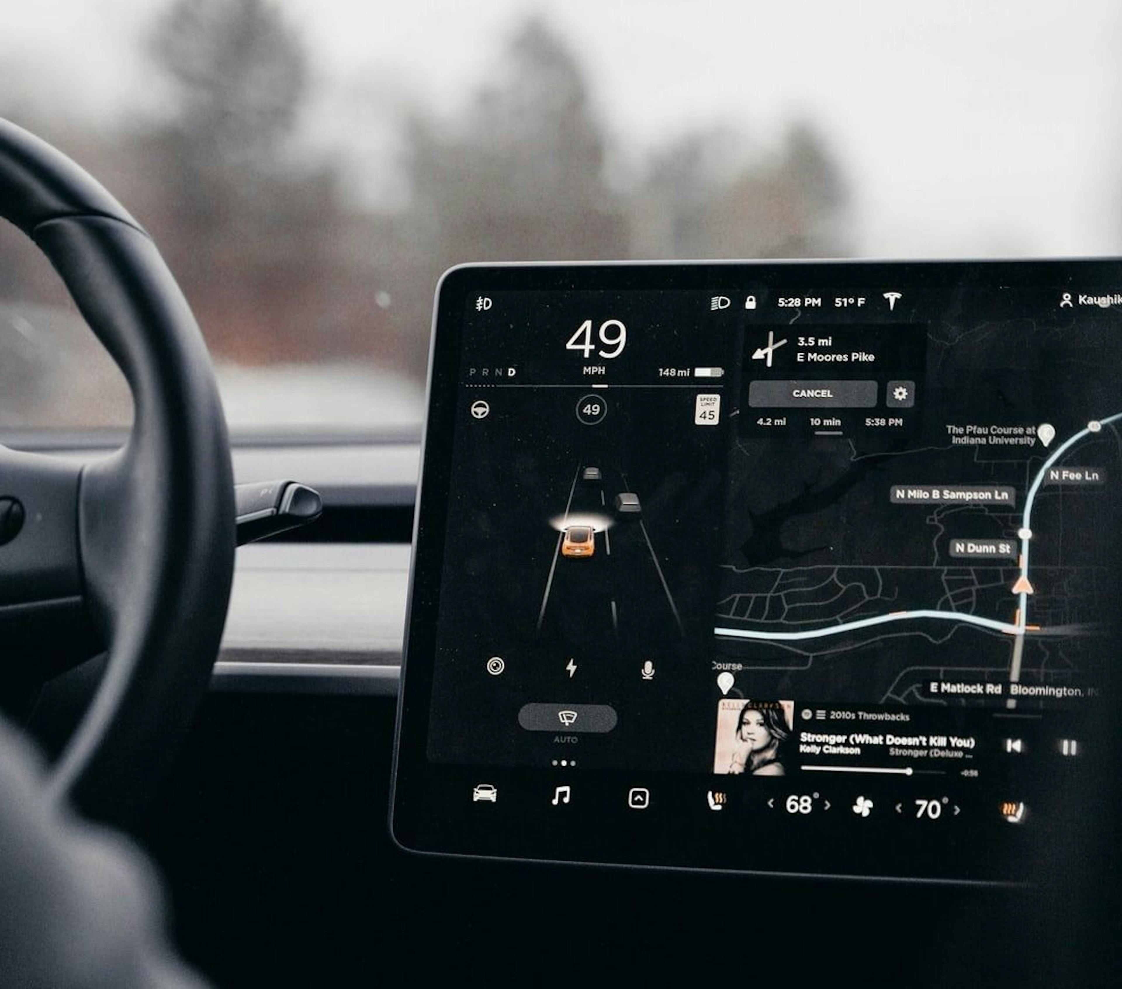 featured image - How Integrated GPS Works With Smart EV Routing