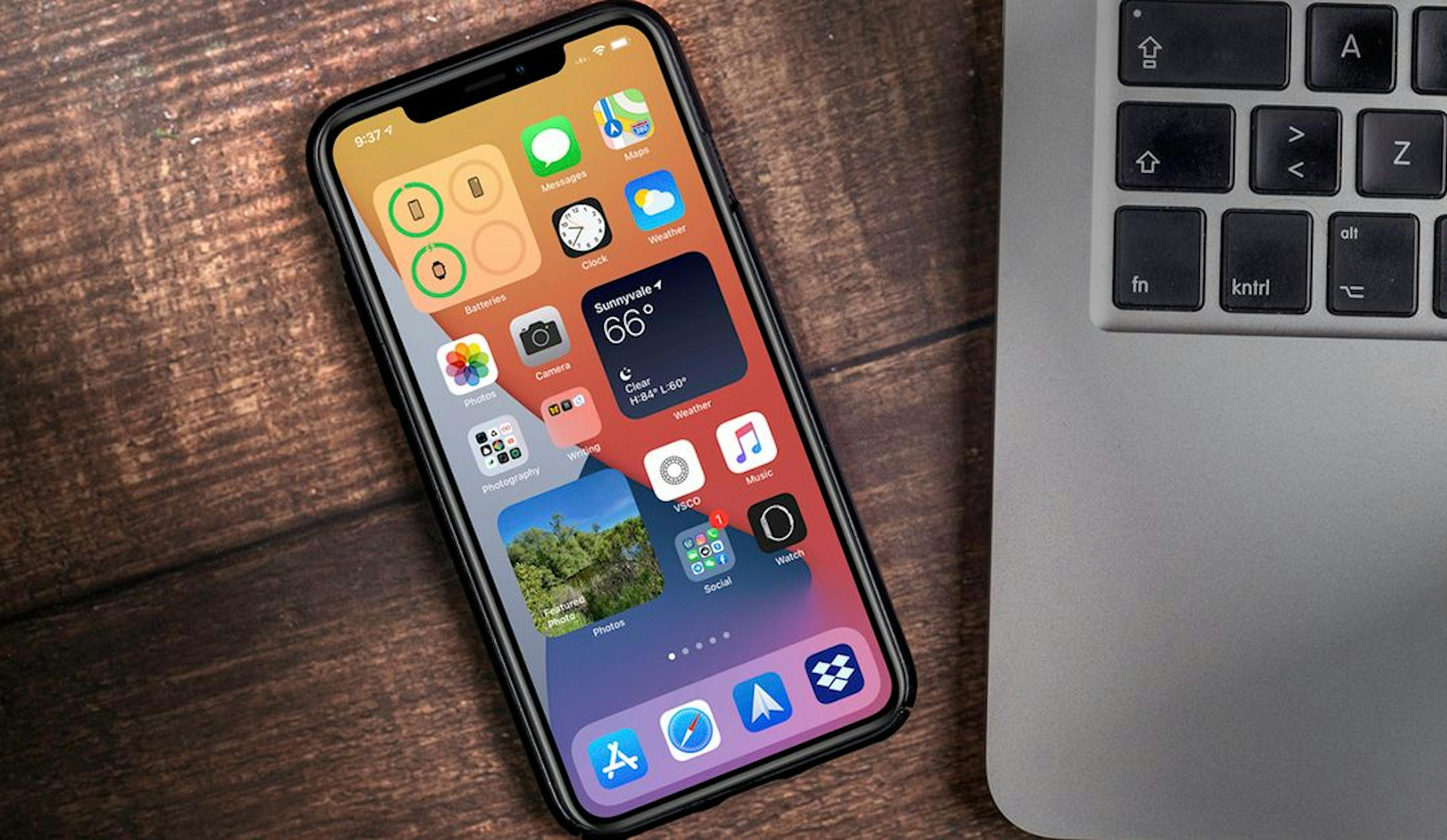 featured image - Apple iOS 14 Users Can Now Use Widgets: Here's Why You Need To Develop An iOS Widget For Your App