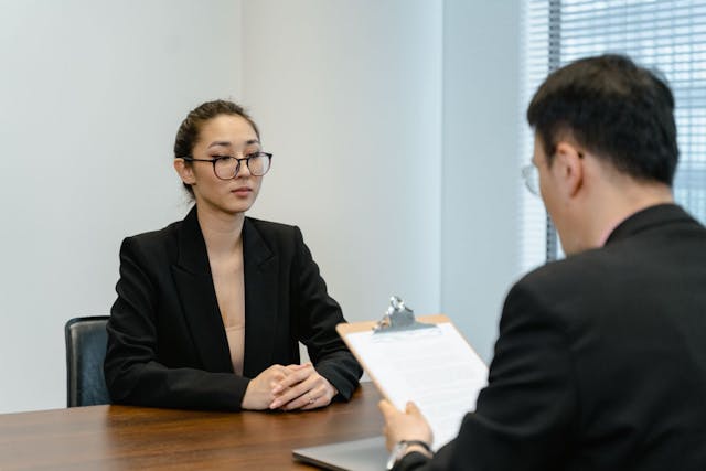 /ex-twitter-employee-rejected-at-new-job-for-asking-political-questions feature image