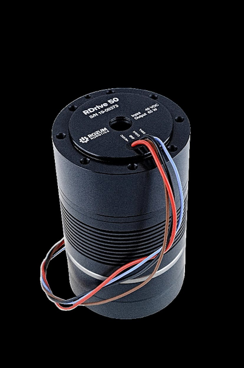 /servo-motor-basics-and-working-principle-4i1t3unm feature image