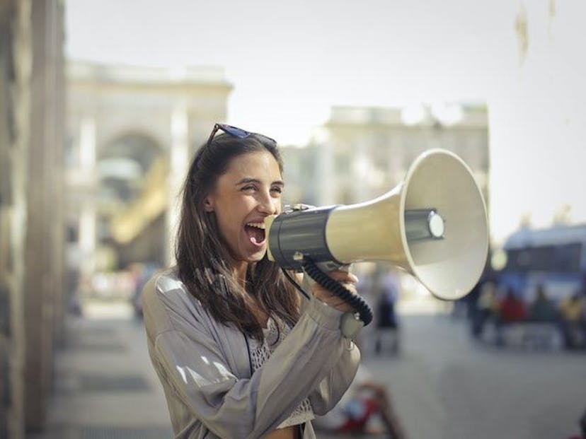 /5-foolproof-ways-to-communicate-pr-metrics-to-any-stakeholders feature image