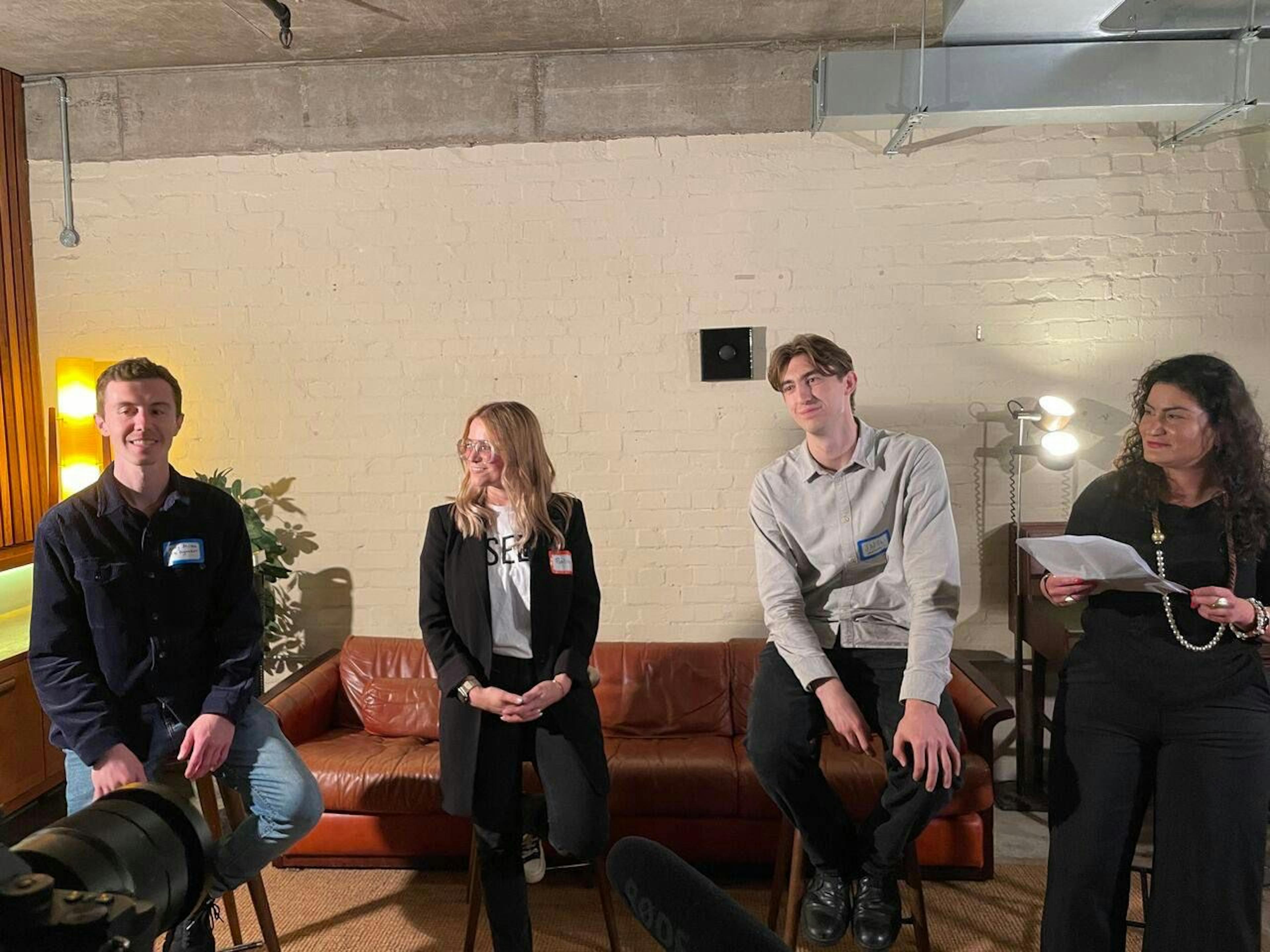 featured image - Bridging the Gap Between Technical & Non-technical Teams