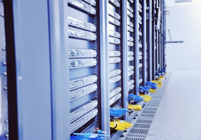 /common-raid-failure-scenarios-and-how-to-deal-with-them-m7183uw3 feature image