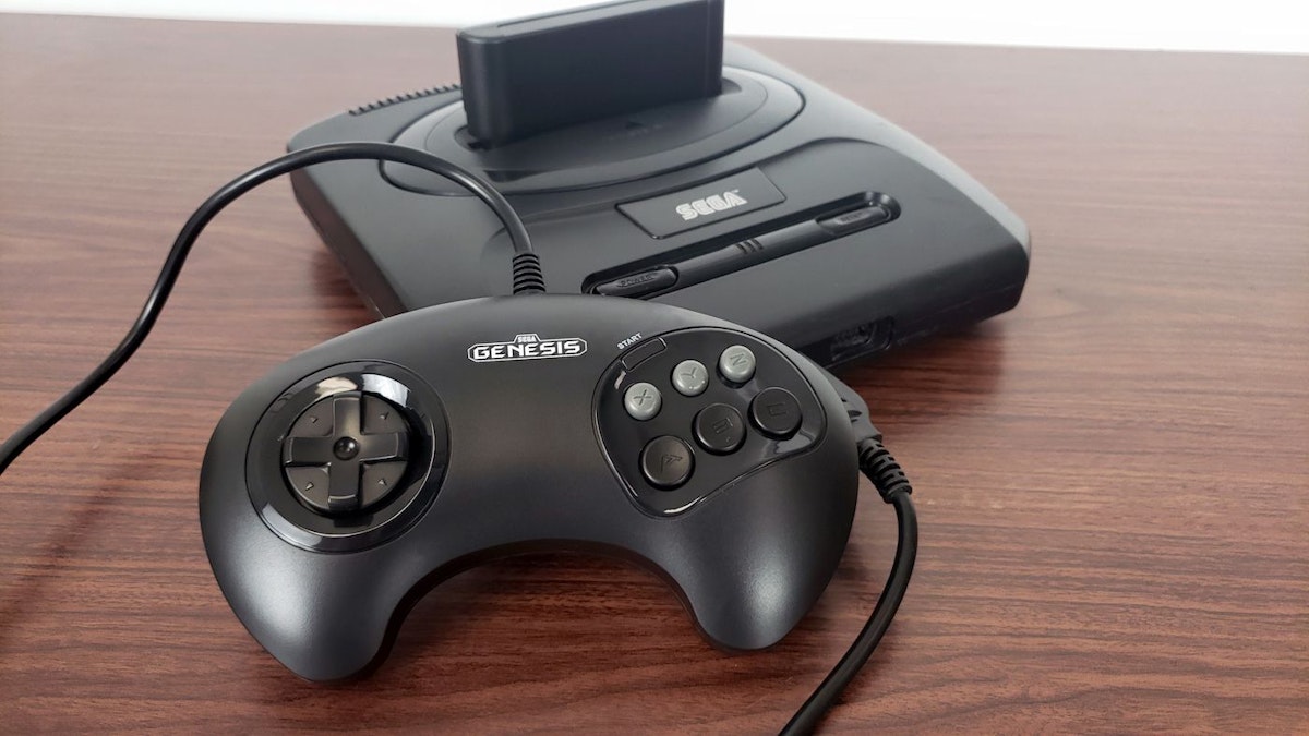 featured image - Retro-Bit Reveals New Official BIG6 SEGA Genesis Controllers