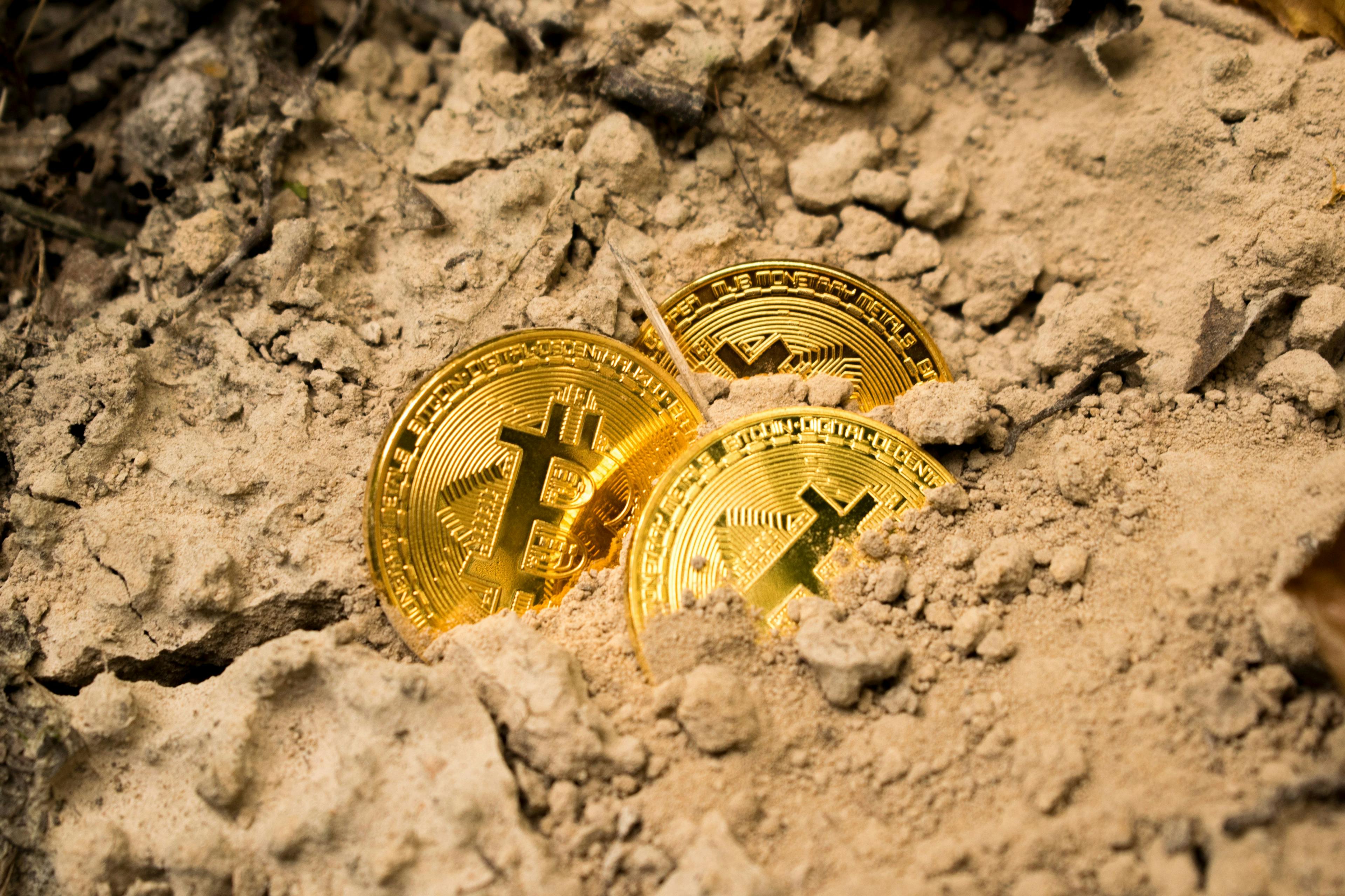 featured image - Bitcoin in Times of War