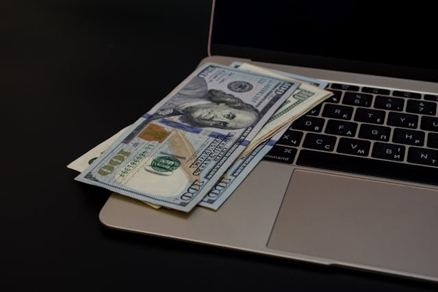 /ott-apps-and-5-forms-of-video-monetization-j92z34w0 feature image