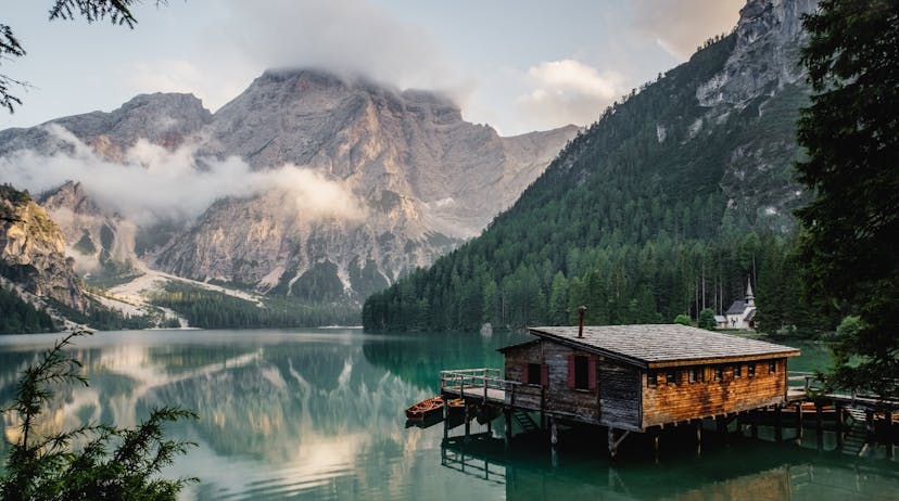 /building-the-next-generation-data-lakehouse-10x-performance feature image