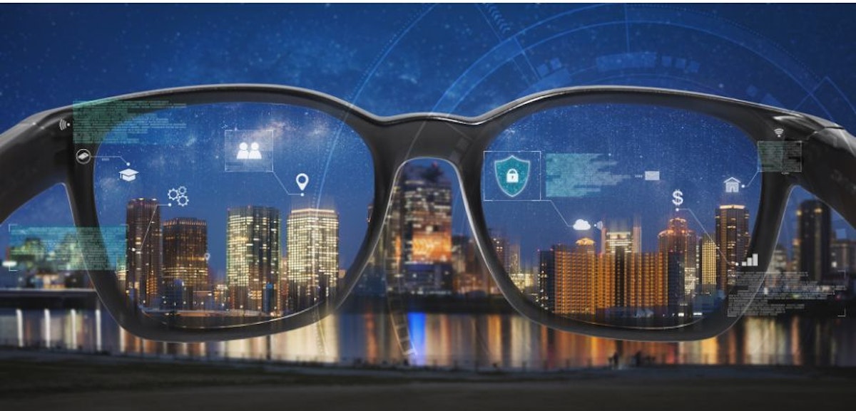 featured image - How AR Smart Glasses Can Facilitate Businesses' Operating Processes