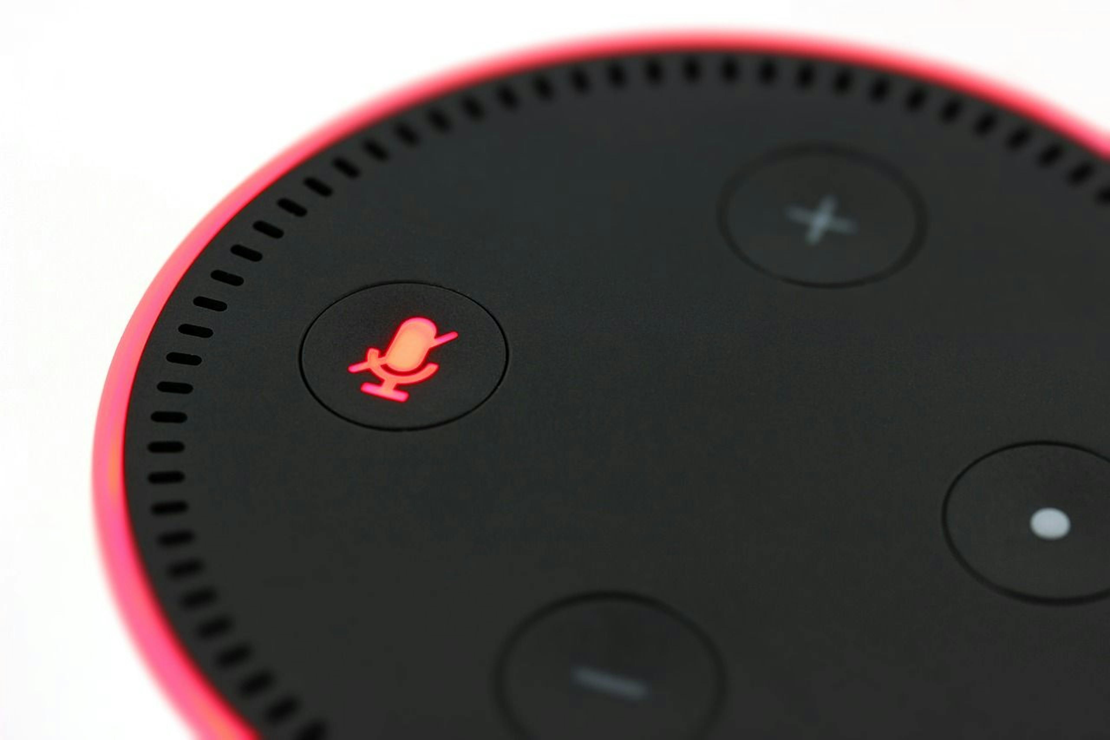 featured image - Can Claude AI Solve Alexa’s Data Privacy Issues?