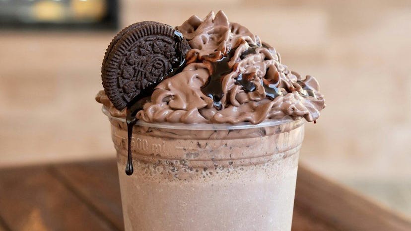 /using-browser-network-calls-for-data-processing-the-search-for-a-dubai-chocolate-pistachio-shake feature image