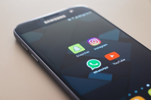 /its-high-time-we-talk-about-the-issue-of-fake-accounts feature image