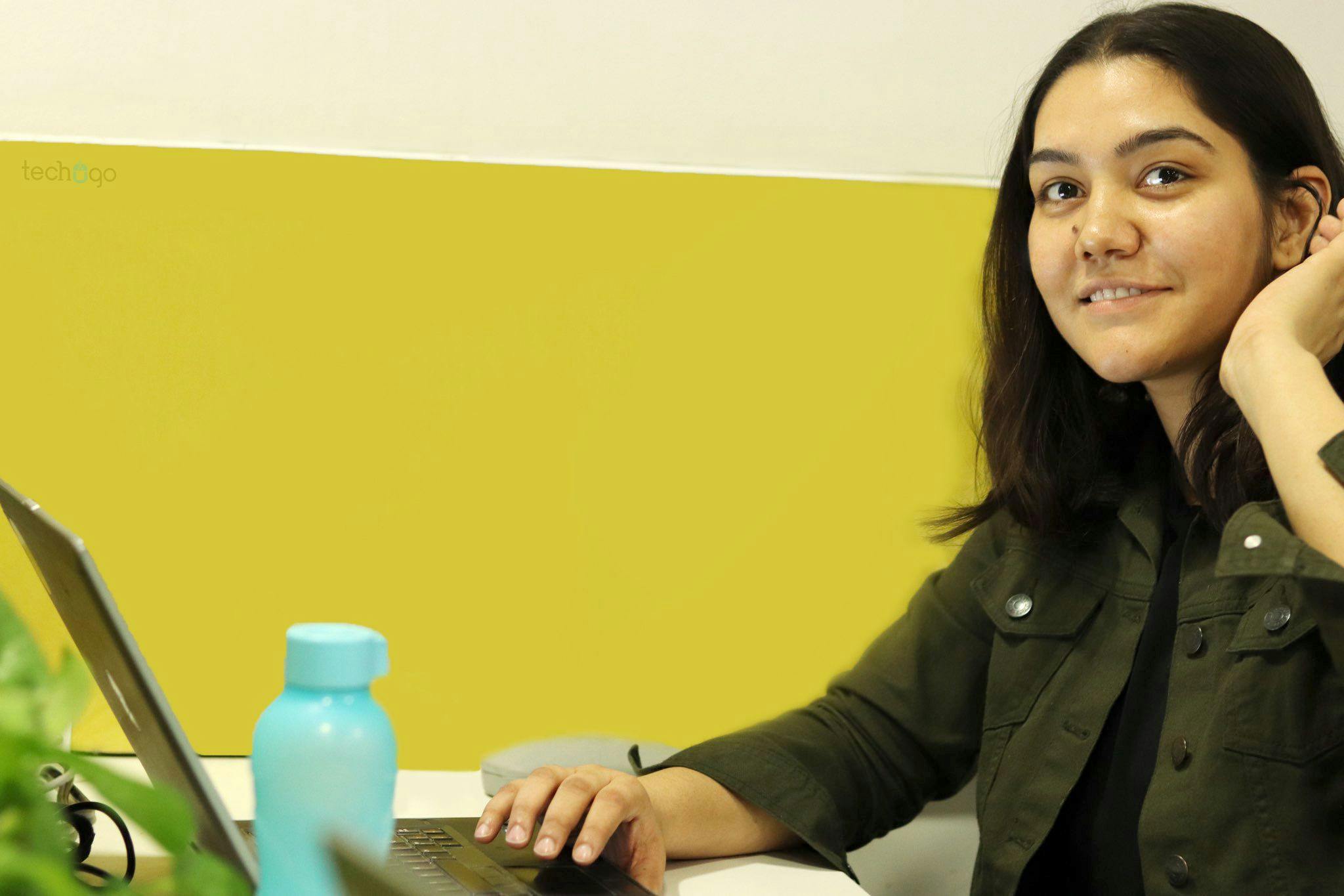 /meet-the-writer-aastha-sharma-on-tech-stand-up-comedy-and-cats feature image