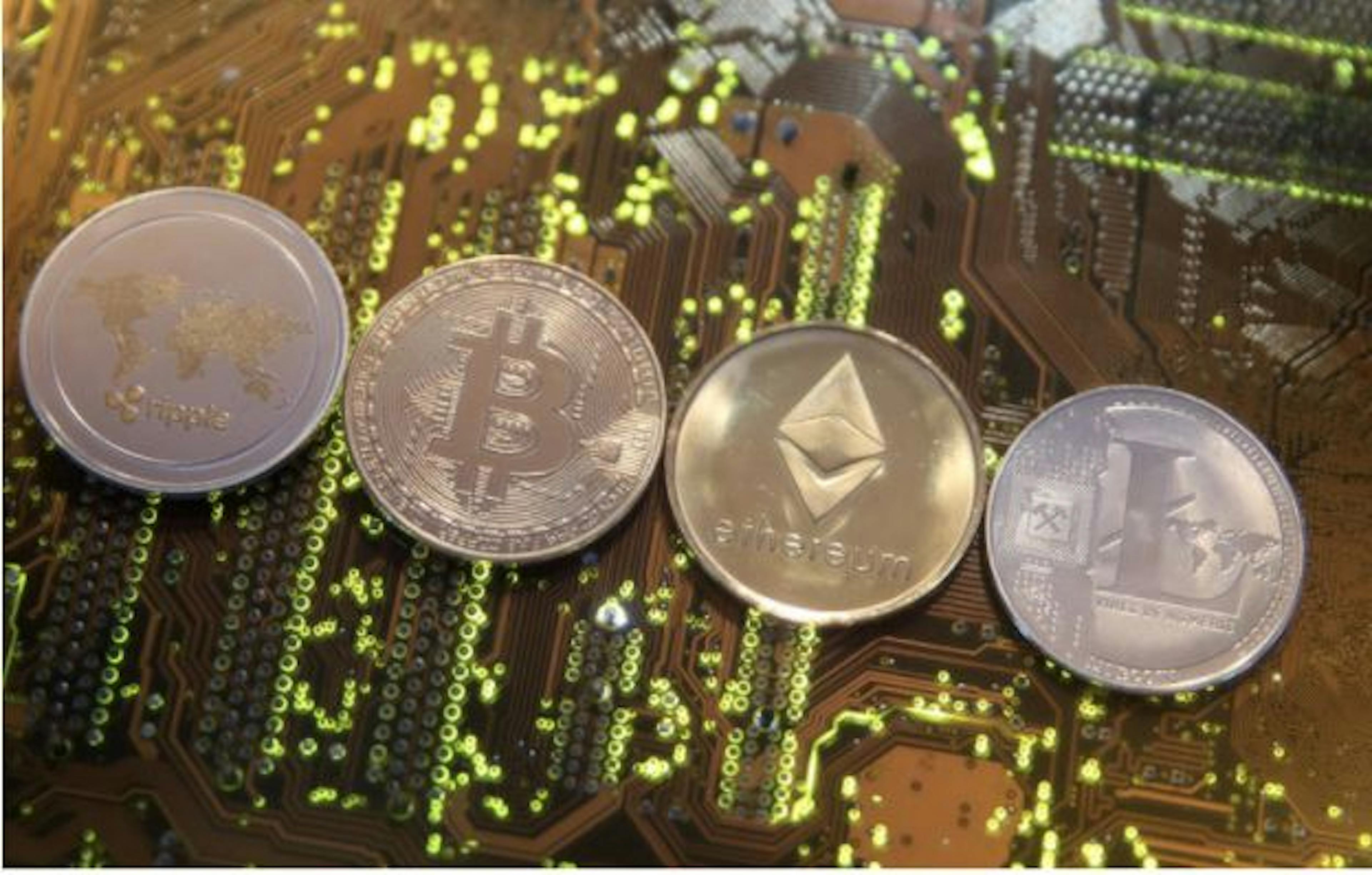 Why Deflationary Stablecoin Projects are the Future of DeFi