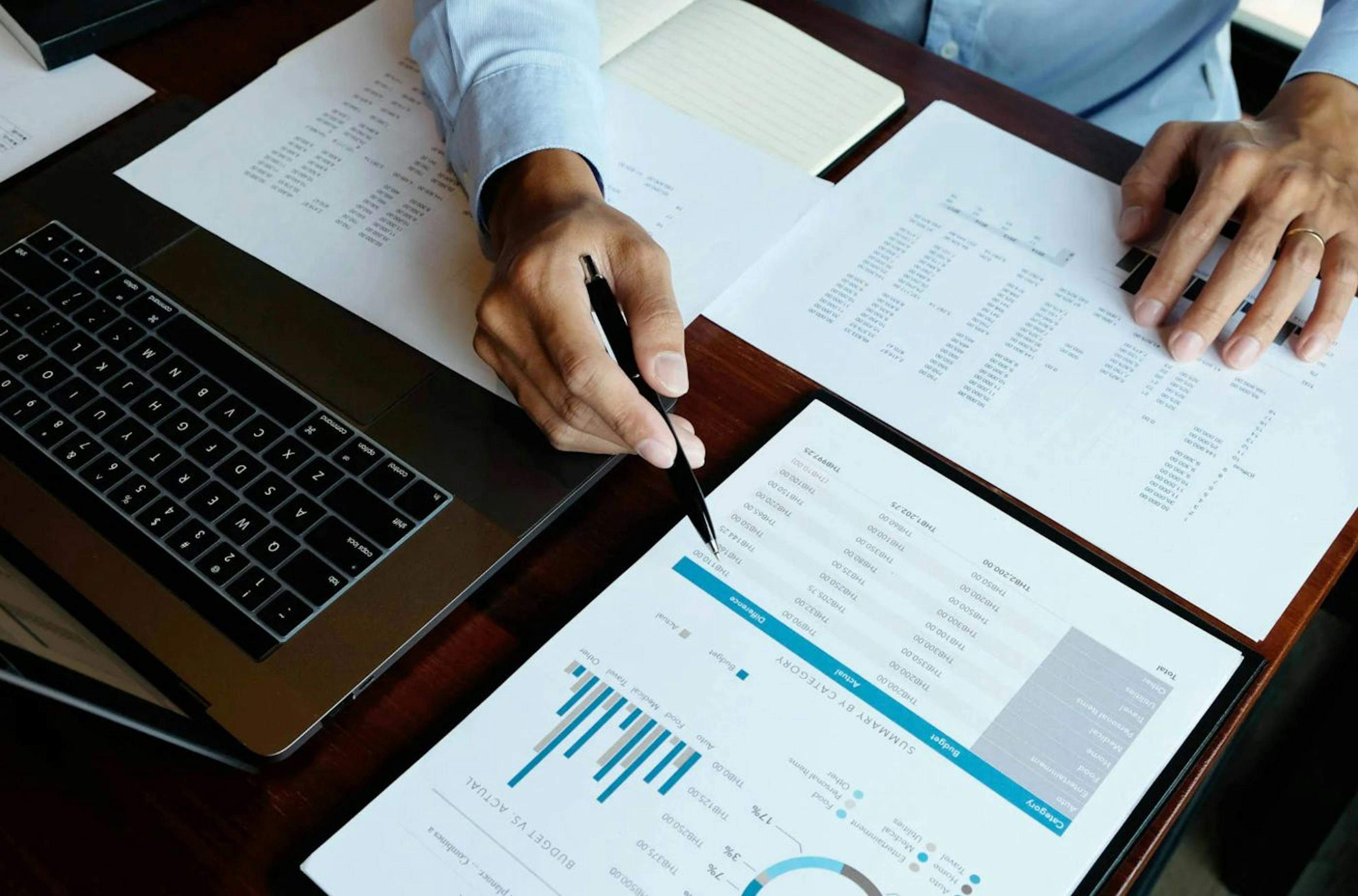 /beyond-the-hype-real-world-challenges-of-devops-in-legacy-infrastructure feature image