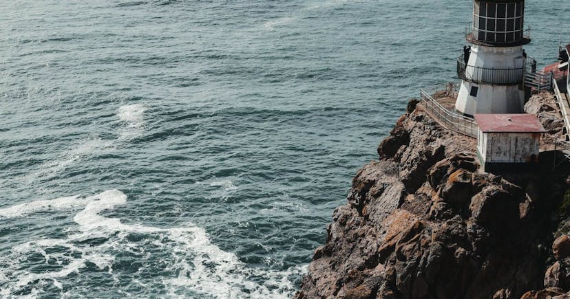 /discover-the-power-of-django-signals-for-flexible-and-scalable-apps feature image