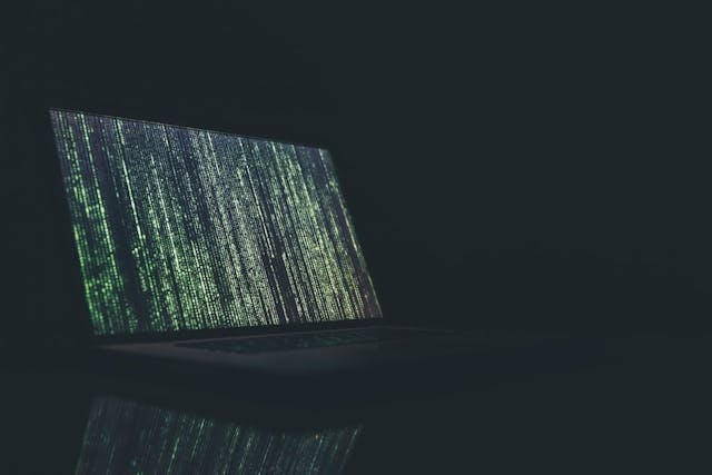 /how-to-understand-your-data-in-real-time-using-bytewax-and-ydata-profiling feature image