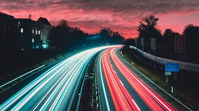 /implementing-a-distributed-multi-document-acid-transactions-in-couchbase-a-how-to-guide-pt1y33jy feature image