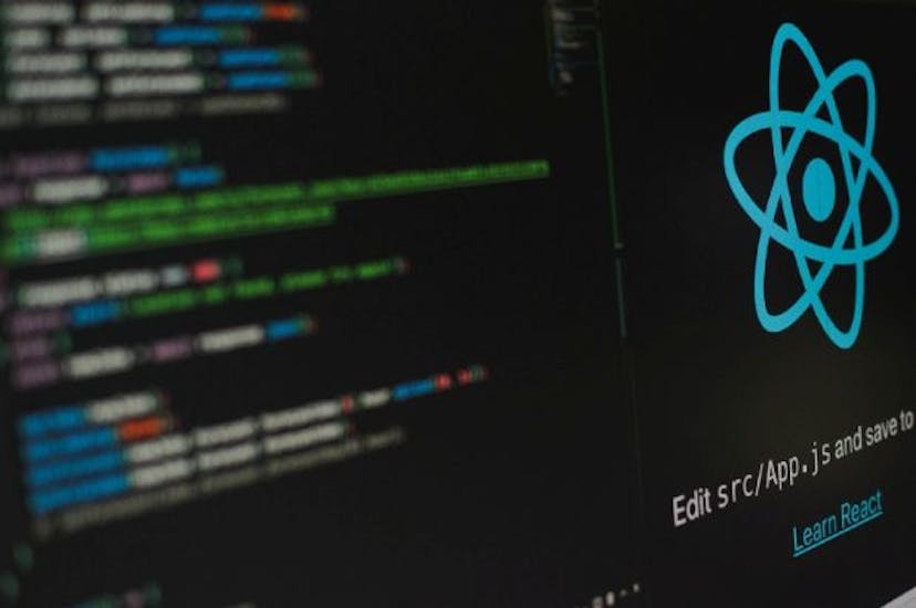/is-nextjs-a-better-choice-than-react-in-2022 feature image