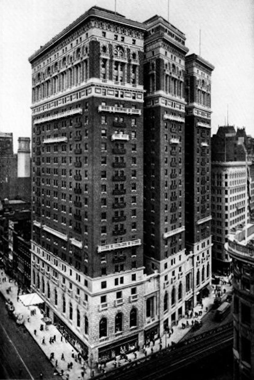 McAlpin Hotel, New York City, Operating 2360 Horse Power of Babcock & Wilcox Boilers
