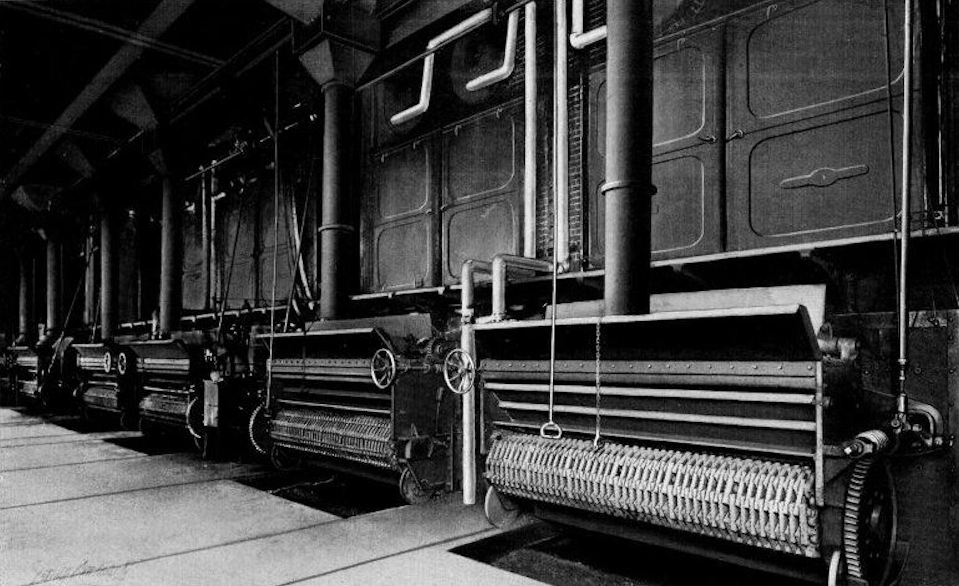 Portion of 6100 Horse-power Installation of Babcock & Wilcox Boilers Equipped with Babcock & Wilcox Chain Grate Stokers at the Campbell Street Plant of the Louisville Railway Co., Louisville, Ky. This Company Operates a Total of 14,000 Horse Power of Babcock & Wilcox Boilers