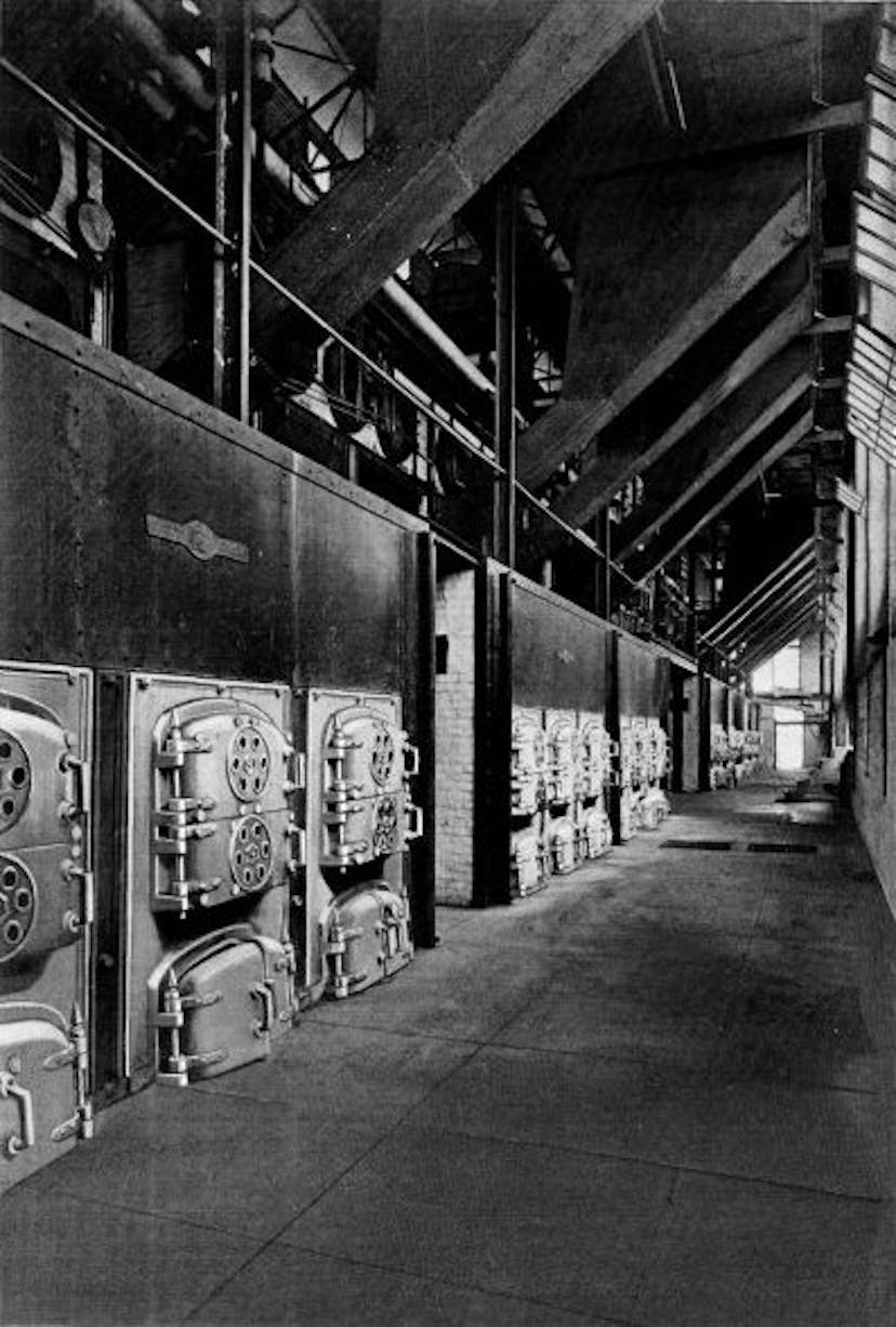 3520 Horse-power Installation of Babcock & Wilcox Boilers at the Portland Railway, Light and Power Co., Portland, Ore. These Boilers are Equipped with Wood Refuse Extension Furnaces at the Front and Oil Burning Furnaces at the Mud Drum End