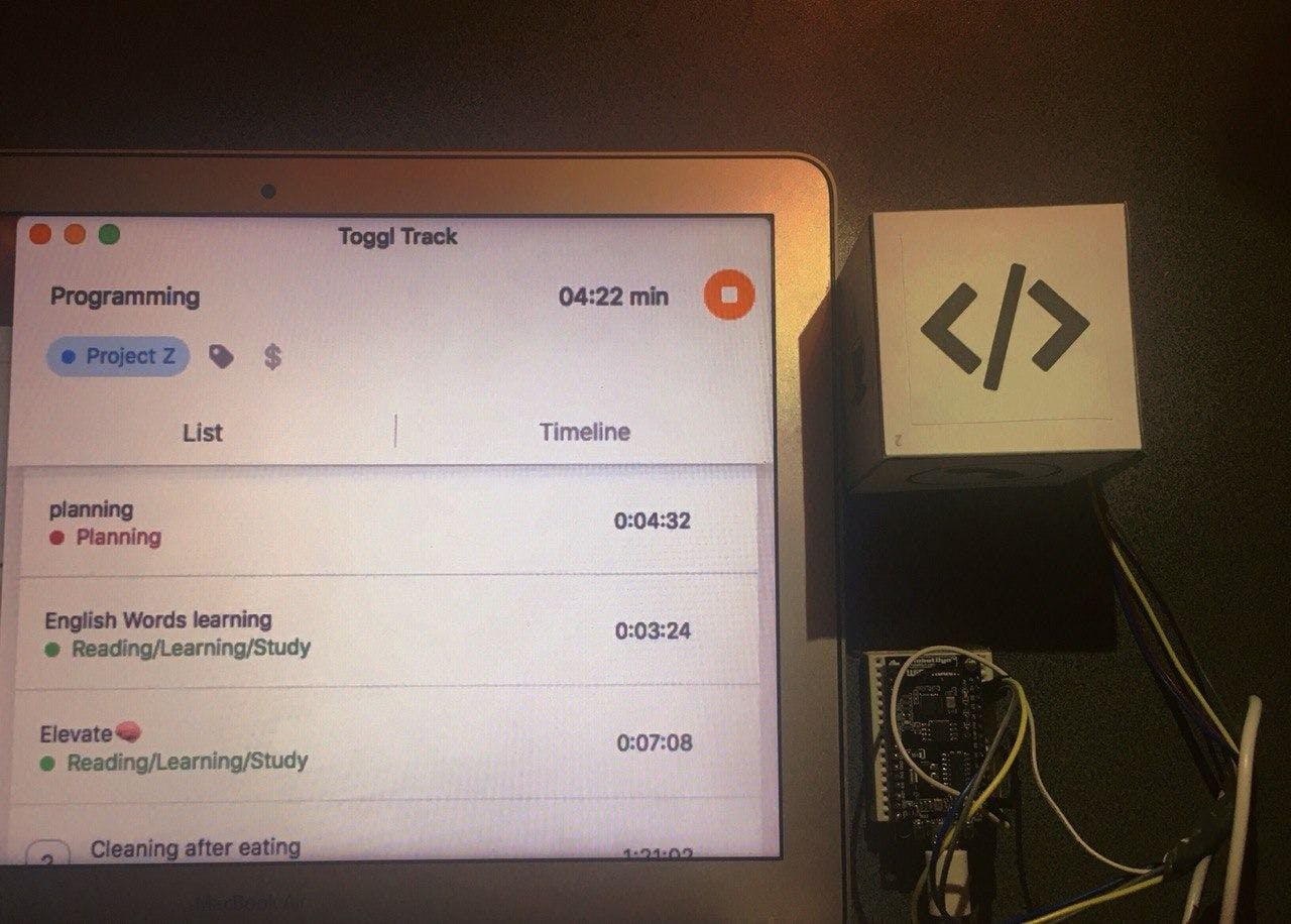 /building-an-arduino-time-tracker-cube-with-toggls-open-api feature image
