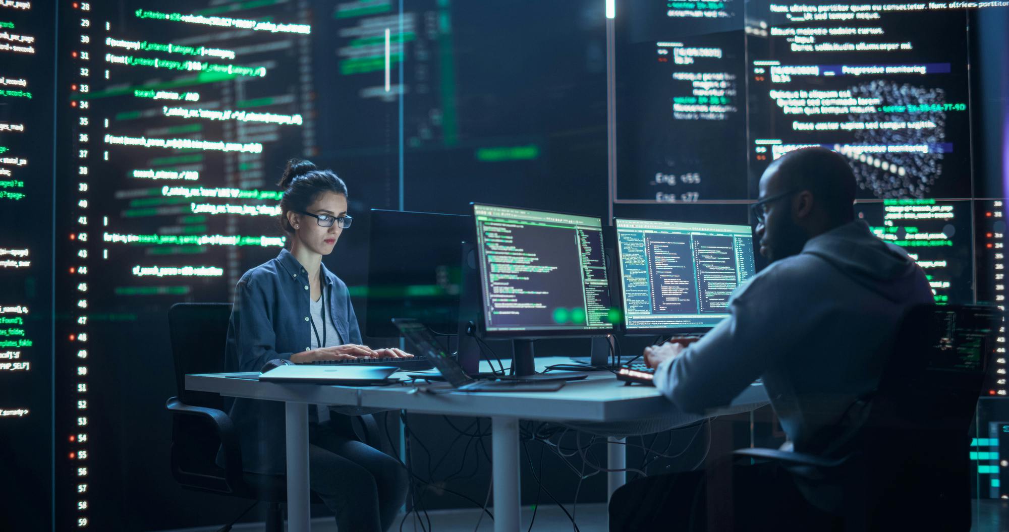 featured image - 7 Persuasive Ways CTOs Can Get Stakeholders Onboard With Code Refactoring