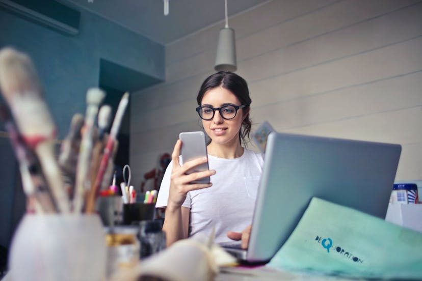 /5-practical-tips-on-how-a-creator-can-develop-a-personal-brand feature image