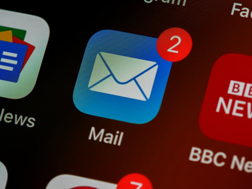 /email-threat-trends-in-2024-scams-and-attacks-to-watch-out-for feature image