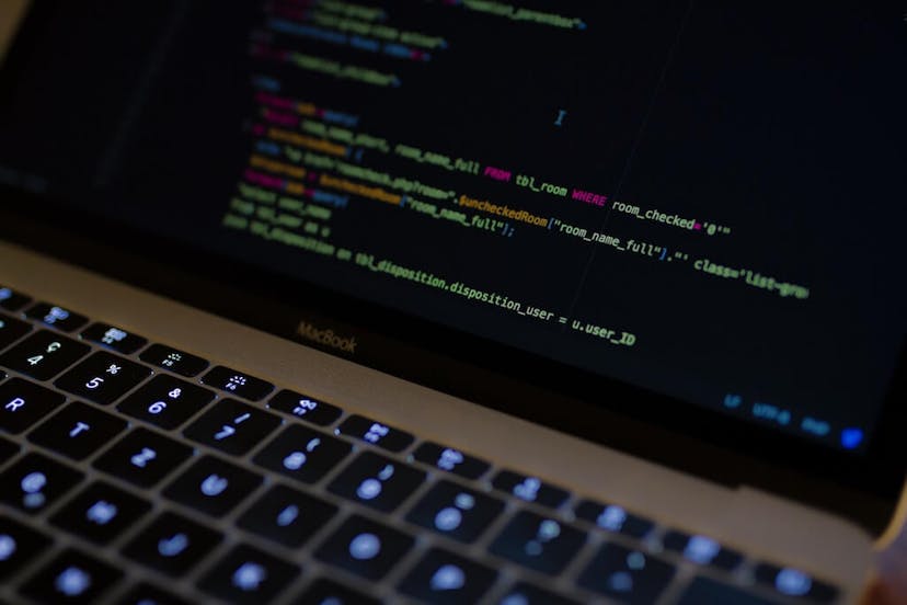 /the-resurgence-of-sql-based-rdbms-if-there-is-one-analytics-trend-we-can-all-agree-on-it-is-that-we-0iy32i5 feature image