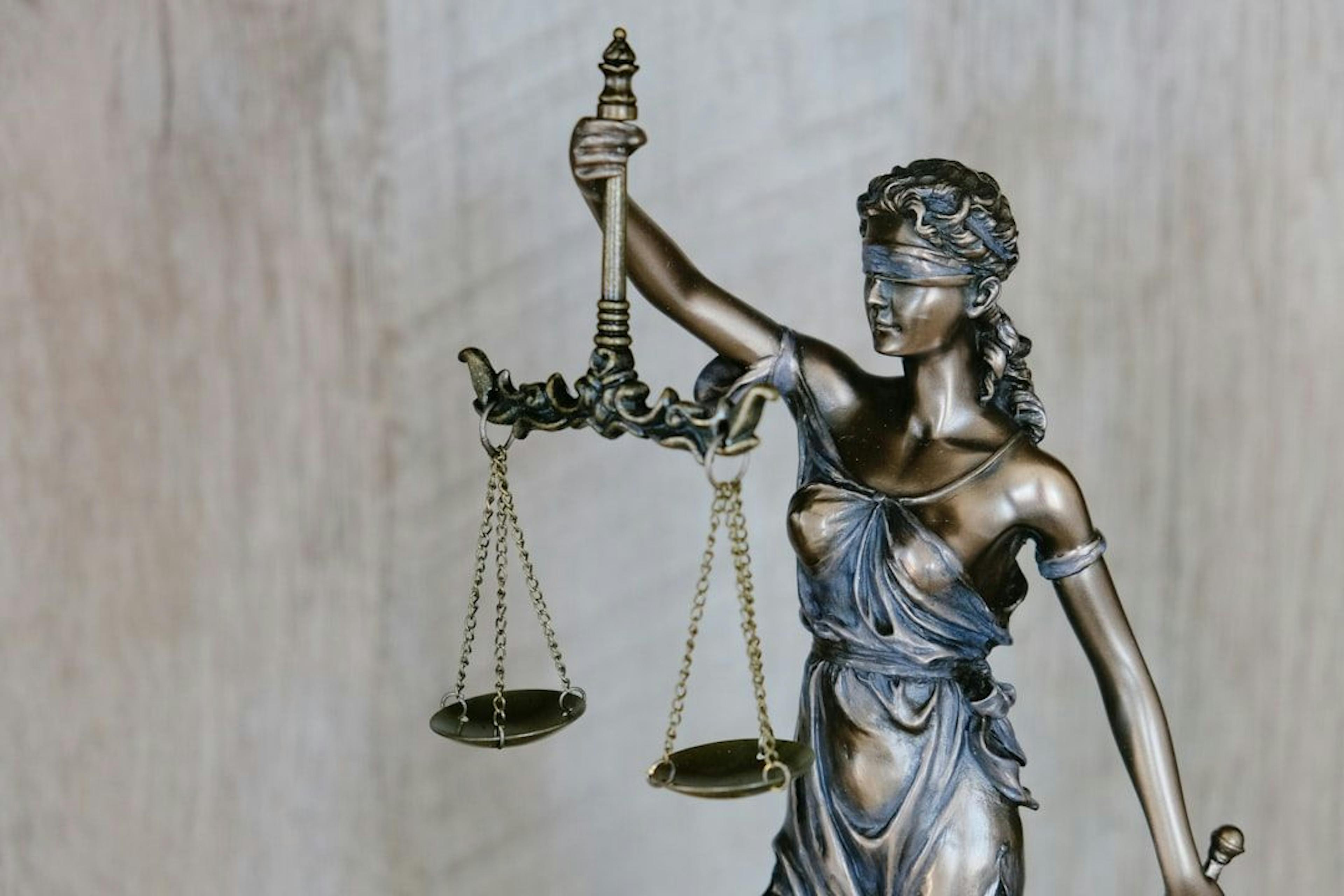 featured image - Data Collection and Analysis for Machine Learning‑Based Bankruptcy Prediction