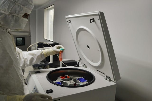 /from-blockchains-to-biotech-how-miners-could-help-discover-new-medicines feature image