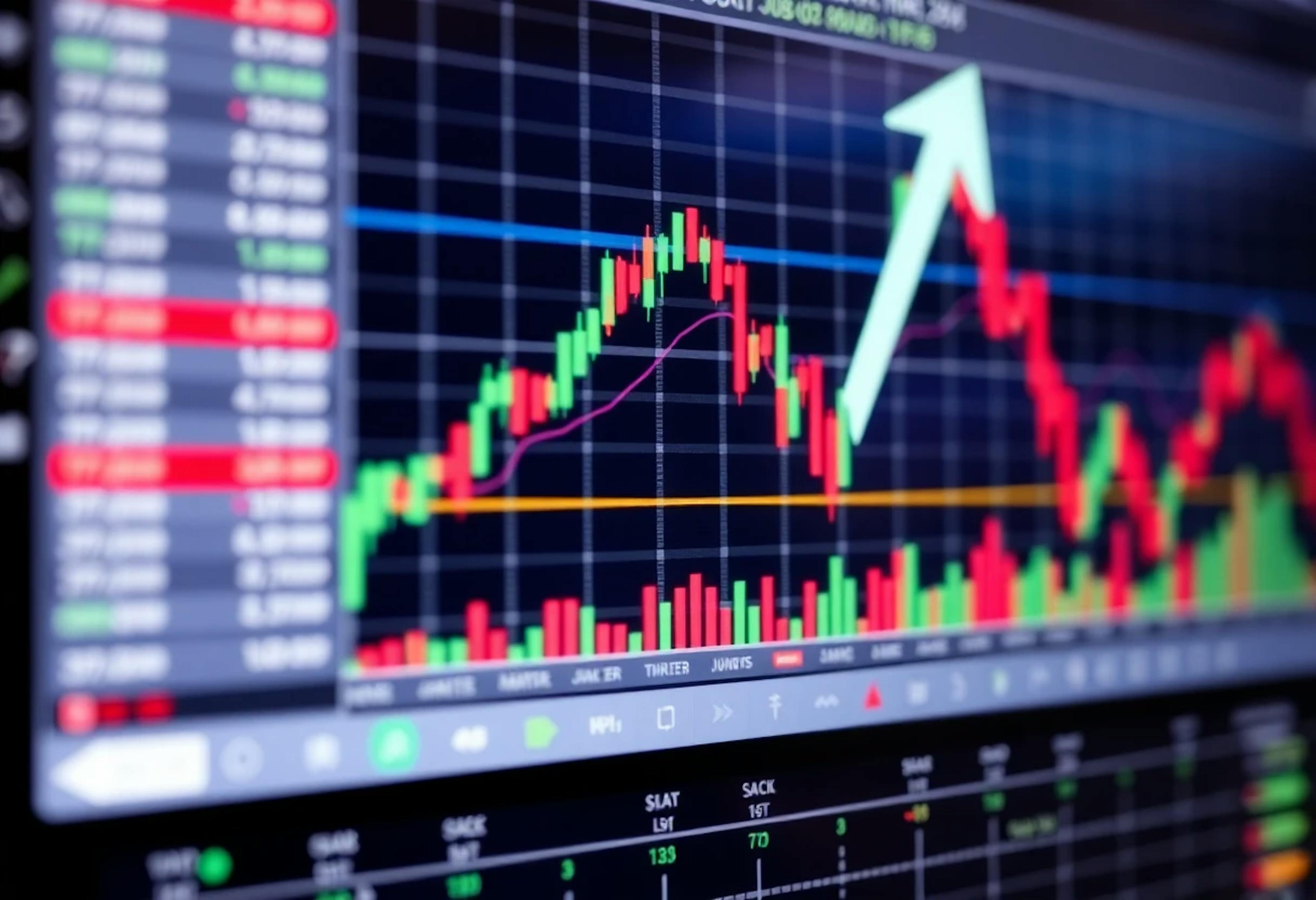 featured image - Best Stock Market Data APIs For Algorithmic Traders (2025 Edition)